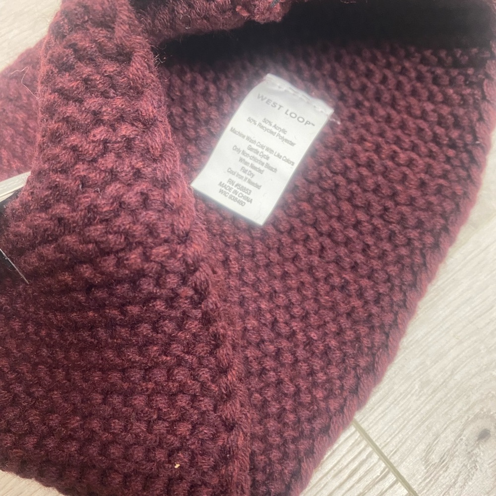 West Loop Maroon Knit Hairband - Picture 5 of 7